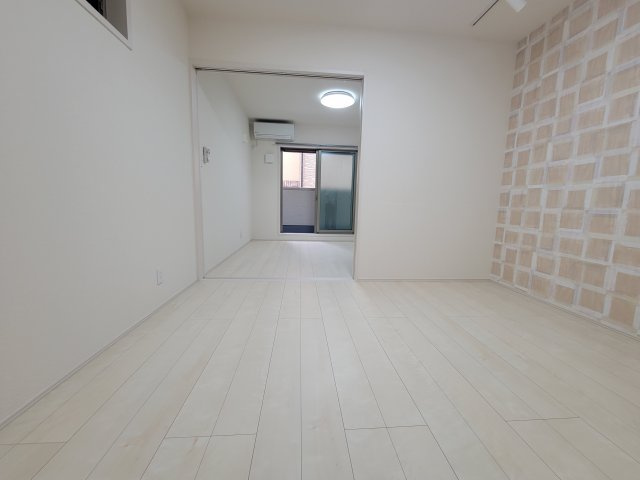 フジパレス遠里小野Ⅵ番館の居間・リビング|ゆったり過ごせる居間です