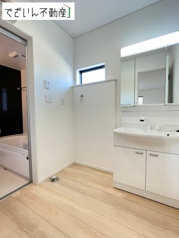 【独立洗面台】 | Cradle garden鴻巣市箕田第9　新築住宅 | ≪1号棟≫
現地(2026年4月撮影)