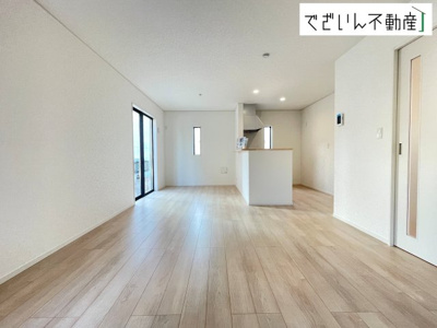 【居間・リビング】 | Cradle garden鴻巣市箕田第9　新築住宅 | ≪1号棟≫
現地(2026年4月撮影)