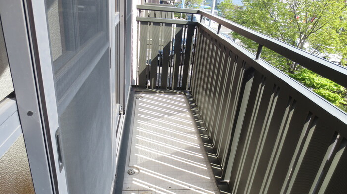 【バルコニー】