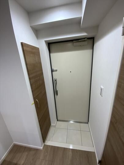 ＭＡＸＩＶ西川口ＡＺ　ＴＲＥの玄関