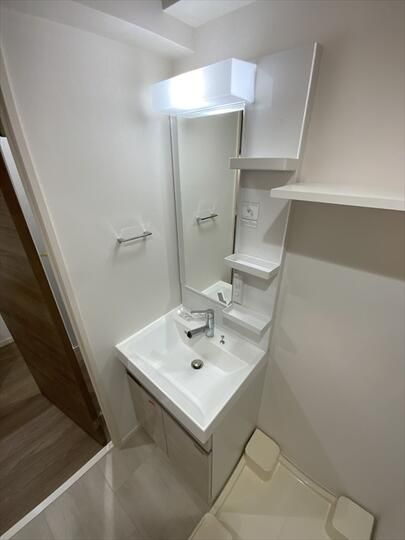 ＭＡＸＩＶ西川口ＡＺ　ＴＲＥの洗面所