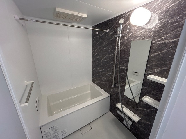 オアシス久米の浴室