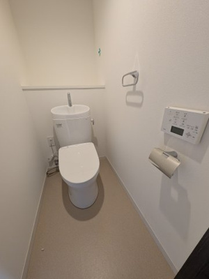 【トイレ】 | カスタネア栗平 | シンプルで使いやすいトイレです