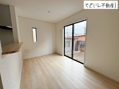 【居間・リビング】 | Cradle garden鴻巣市箕田第9　新築住宅 | ≪2号棟≫
現地(2026年3月撮影)
