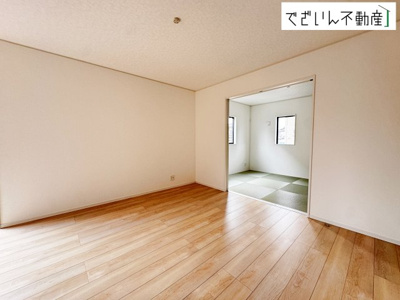 【居間・リビング】 | Cradle garden鴻巣市箕田第9　新築住宅 | ≪2号棟≫
現地(2026年3月撮影)