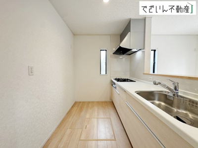 【キッチン】 | Cradle garden鴻巣市箕田第9　新築住宅 | ≪2号棟≫
現地(2026年3月撮影)