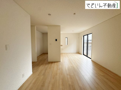 【居間・リビング】 | Cradle garden鴻巣市箕田第9　新築住宅 | ≪2号棟≫
現地(2026年3月撮影)