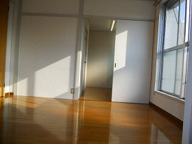 【洋室】 | ハウスコスモス | 退去前のため現況を優先します