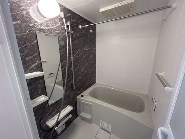 オアシス久米の浴室