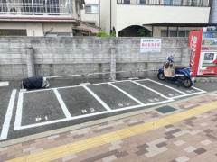La peche Kinoの駐車場