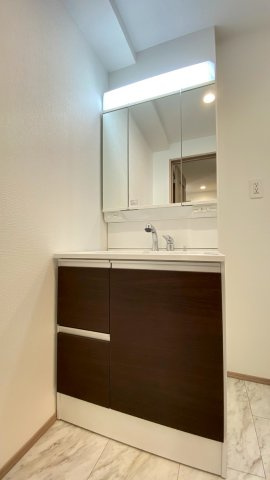 大社町の独立洗面台