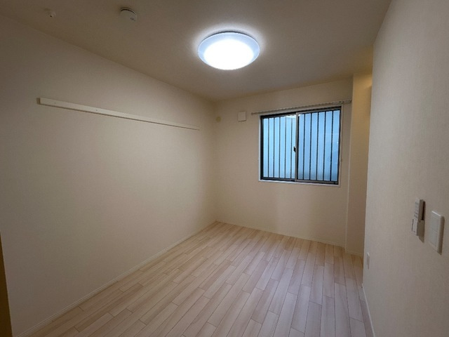 オアシス久米の寝室