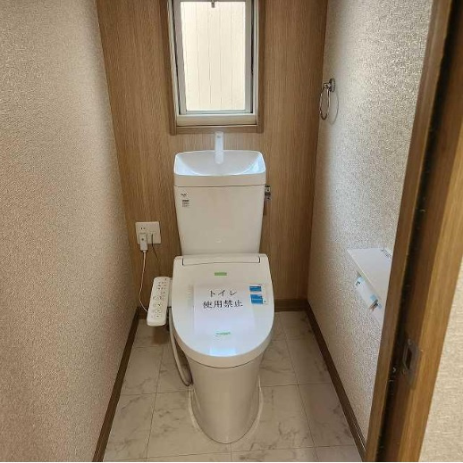 【トイレ】 | 佐倉市白銀２丁目　中古戸建て | トイレ