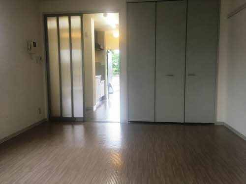 ヴィアーレ新白河の居間・リビング