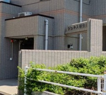 川崎市多摩区西生田４丁目の賃貸マンションのエントランス