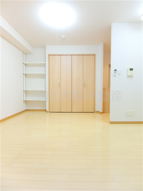 第一デュオレスズエの居間・リビング