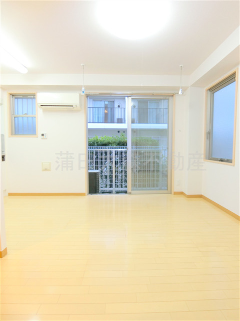 第一デュオレスズエの居間・リビング