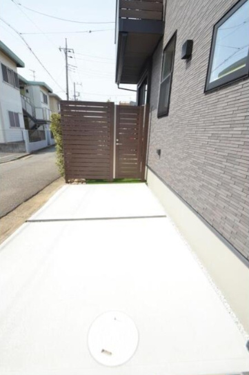 岩蓮華の駐車場