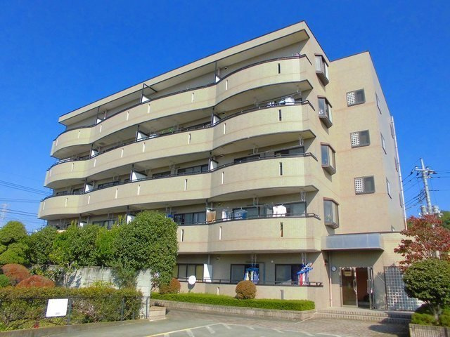 ニューマリッチイシカワ弐号館の外観