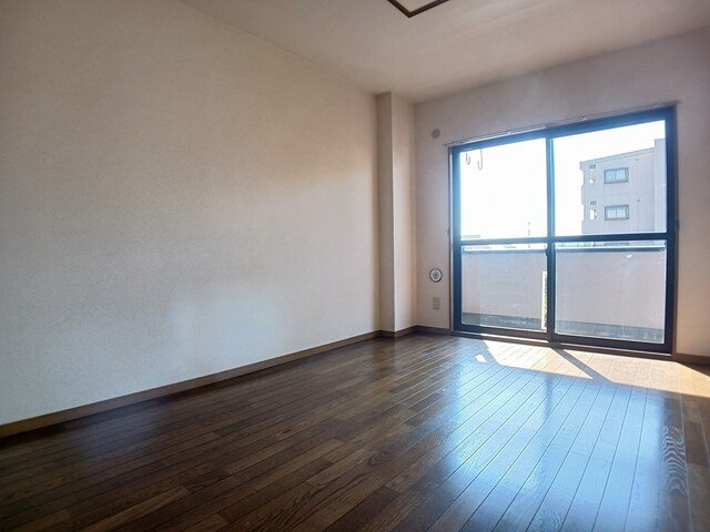 ニューマリッチイシカワ弐号館のその他