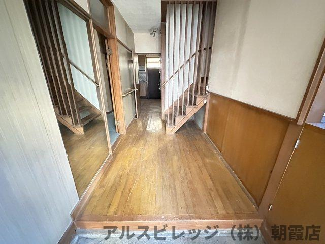 中古/新座市栄４丁目の玄関