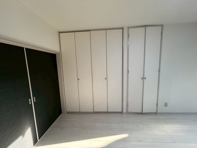 アーバンヴィラ松神子の居間・リビング