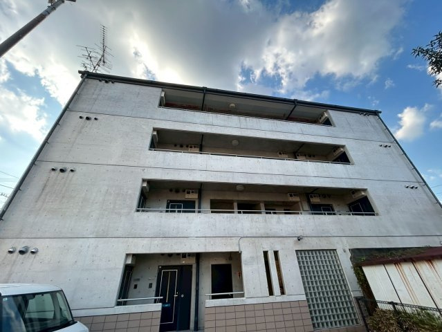 アーバンヴィラ松神子の外観