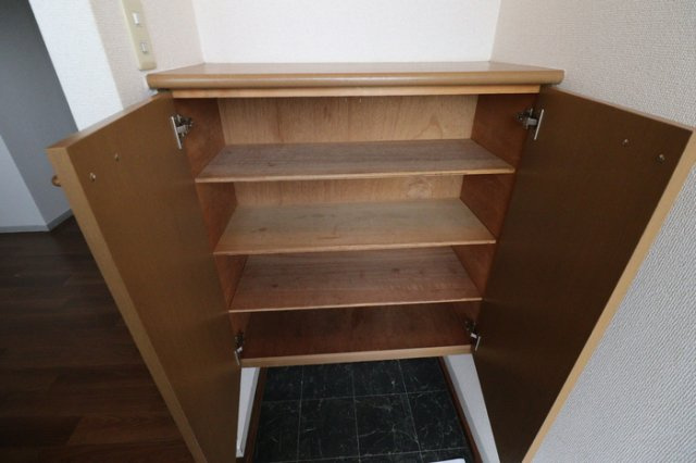 川崎市多摩区宿河原３丁目のアパートの収納