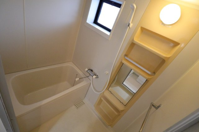 川崎市多摩区宿河原３丁目のアパートの浴室