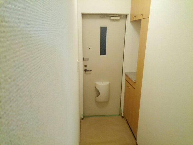 ポルト・ボヌールの玄関|明るい玄関です