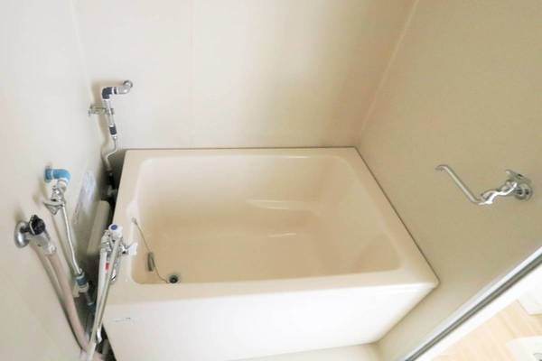 ビレッジハウス春光1号棟の浴室|ビレッジハウスの同一物件・同一タイプの間取りの写真です