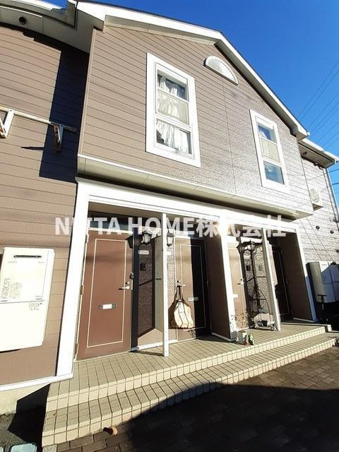 アタゴ・パインヒルズのエントランス|綺麗なエントランスです♪