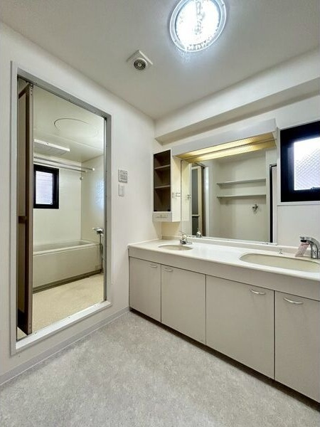 Do鶴見の洗面所