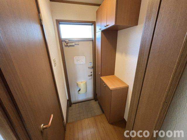 ラ・プレーヌの玄関