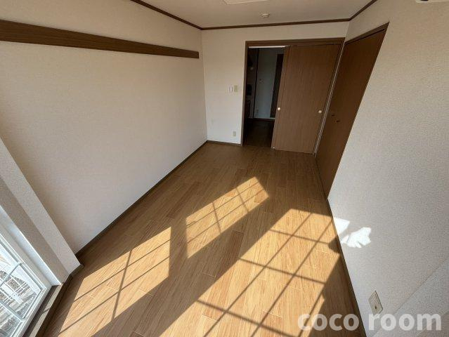 ラ・プレーヌの洋室