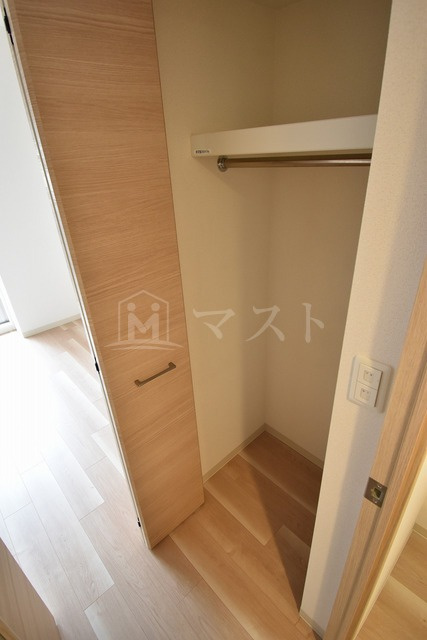 ファステート玉造駅前ダミュウの収納