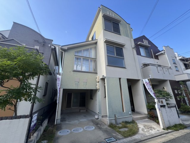 サンタウン星田北の外観|■きれいな外観ですよ♪