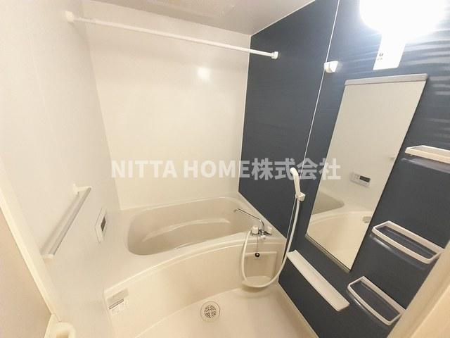 スカイヒルズコートの浴室|お風呂の設備も整っています◎