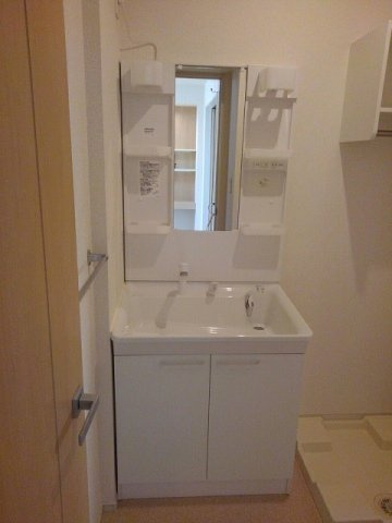 さくら２　　 刈谷市近郊の賃貸はクラスホームの洗面所|広い洗面スペース