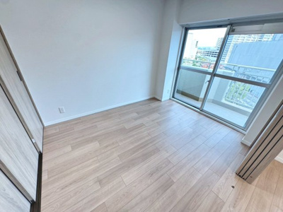 【洋室】 | コスモハイツ光明池A棟 | 床材もリフォームしてますよ♪綺麗な室内をぜひ現地にてご体感下さい！