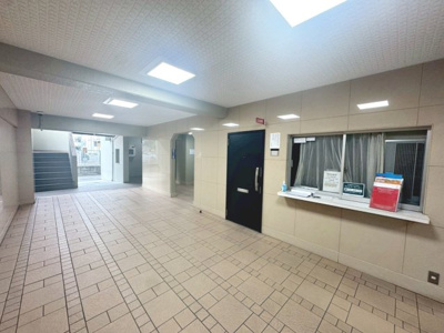 【ロビー】 | コスモハイツ光明池A棟 | お家探しを始めてみようと思われたら是非【イエストア】までお気軽にご相談下さいませ♪