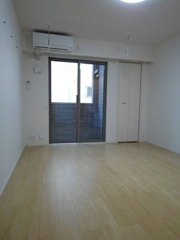 プランドール　　 刈谷市近郊の賃貸はクラスホームの居間・リビング|こちらのリビングで趣味の時間をお楽しみください