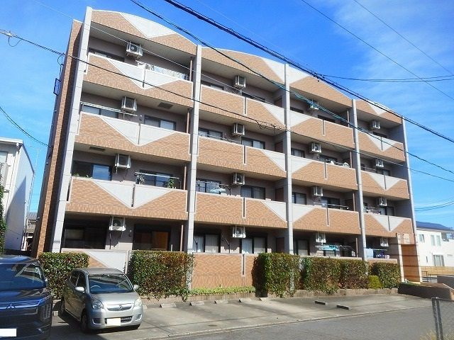 サンシャインタナカの外観|おしゃれな外観です