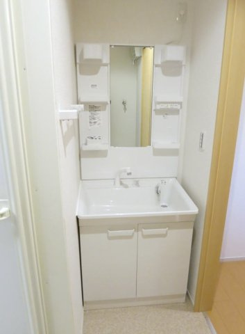 アイリン　タウン　Ｂ　　 刈谷市近郊の賃貸はクラスホームの洗面所|広い洗面スペース