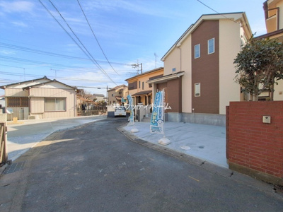 【前面道路含む現地写真】 | 越谷市袋山　新築一戸建て
