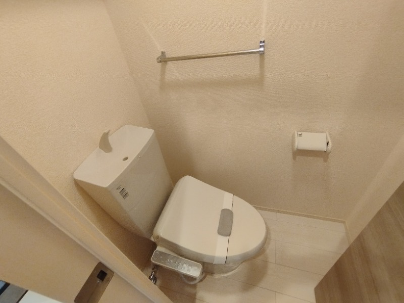 D-room井田のトイレ