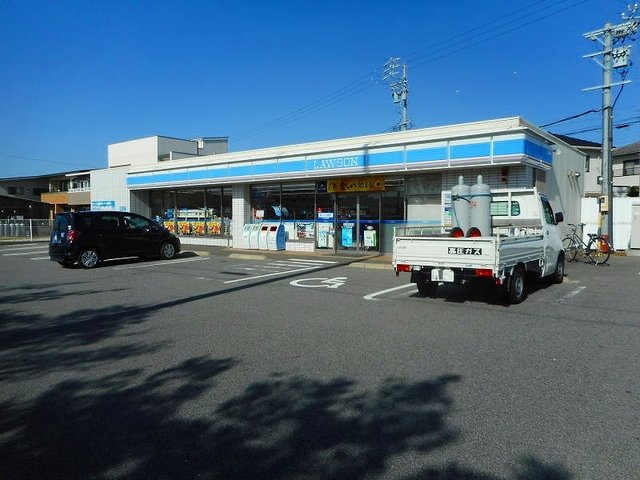 ヴィレッジ向山Ｋ　　 刈谷市近郊の賃貸はクラスホームの周辺|ローソン西尾寺津店まで700m