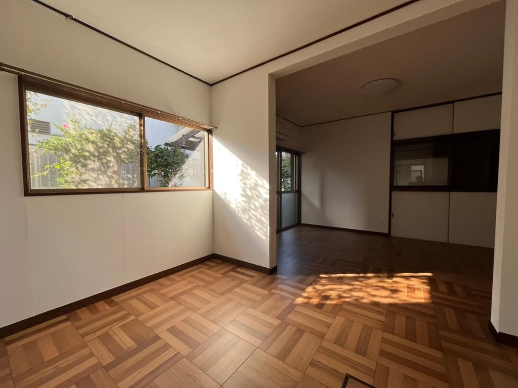 武蔵村山市神明４丁目の中古一戸建の居間・リビング