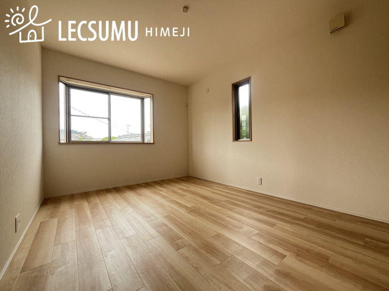 姫路市青山５丁目／中古戸建の洋室